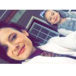 Meet your Posher, Latisha